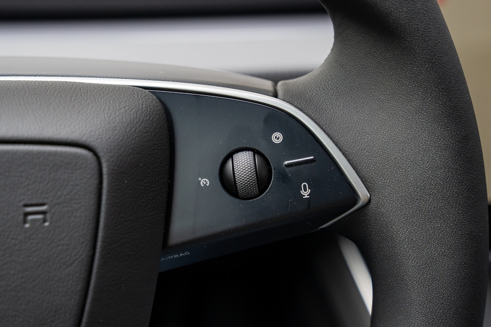 Tesla Model Y Long Range RWD
