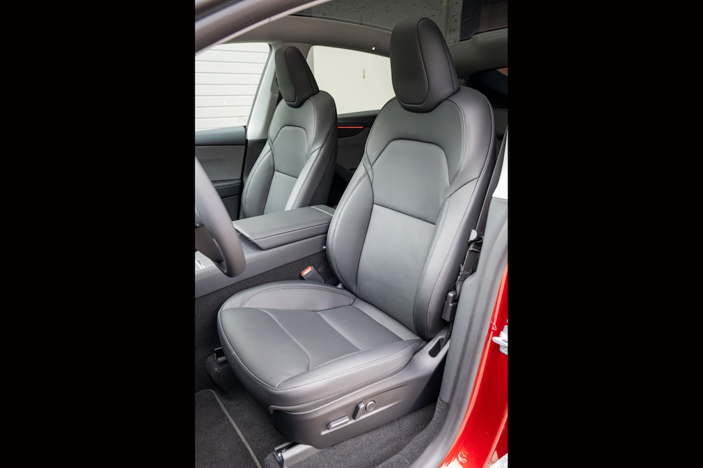 Tesla Model Y Long Range RWD