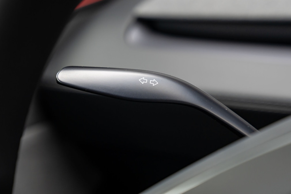 Tesla Model Y Long Range RWD