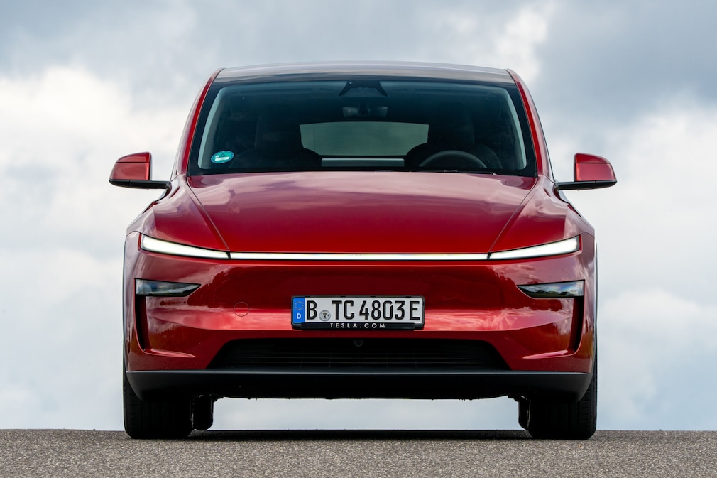 Tesla Model Y Long Range RWD