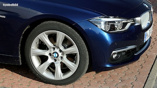 Mann „klaut“ seinen eigenen BMW zurück /Symbolbild