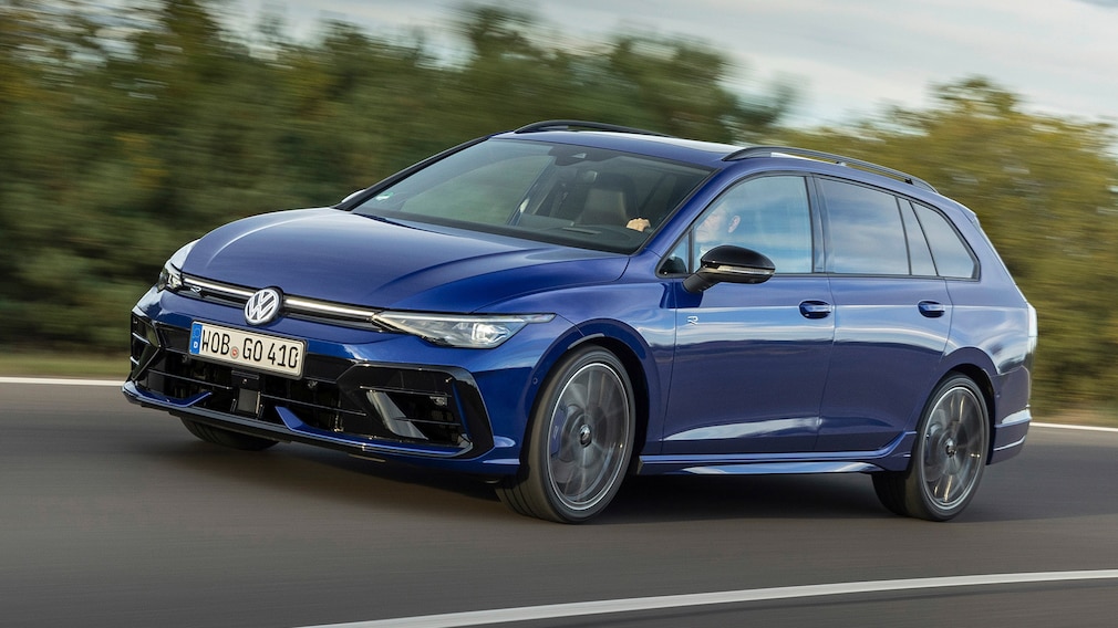 VW Golf R Variant