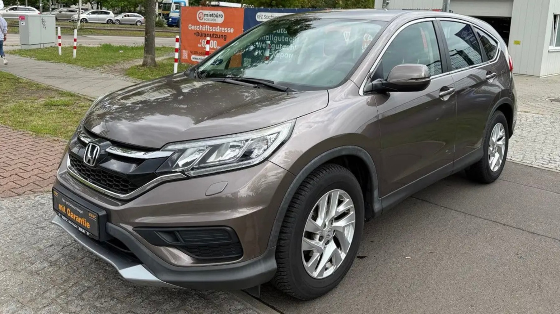 Honda-CR-V-mit-wenig-Kilometern-zu-verkaufen