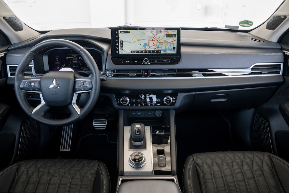 Mitsubishi Outlander 2.4 PHEV 4WD