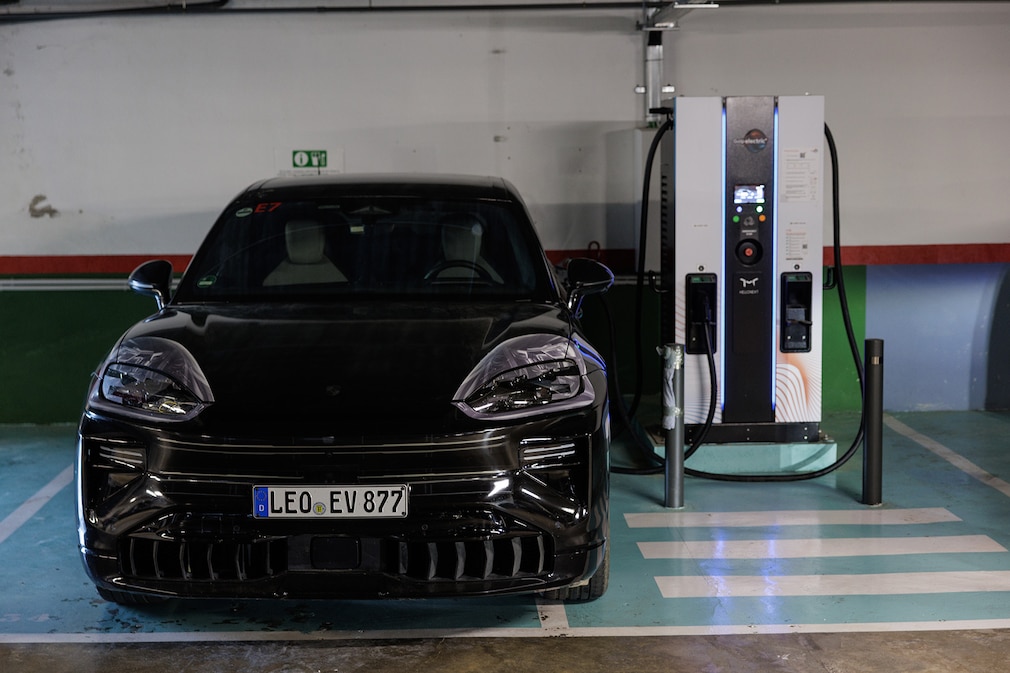 Porsche Cayenne Elektro Prototyp