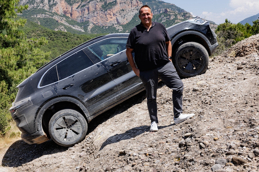 Porsche Cayenne Elektro Prototyp