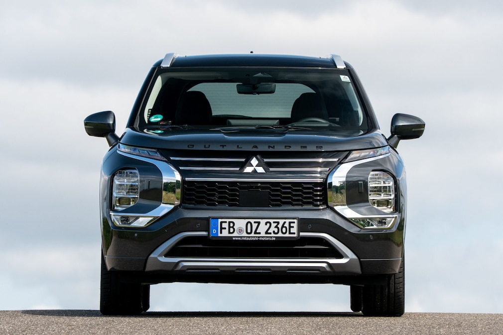 Mitsubishi Outlander 2.4 PHEV 4WD