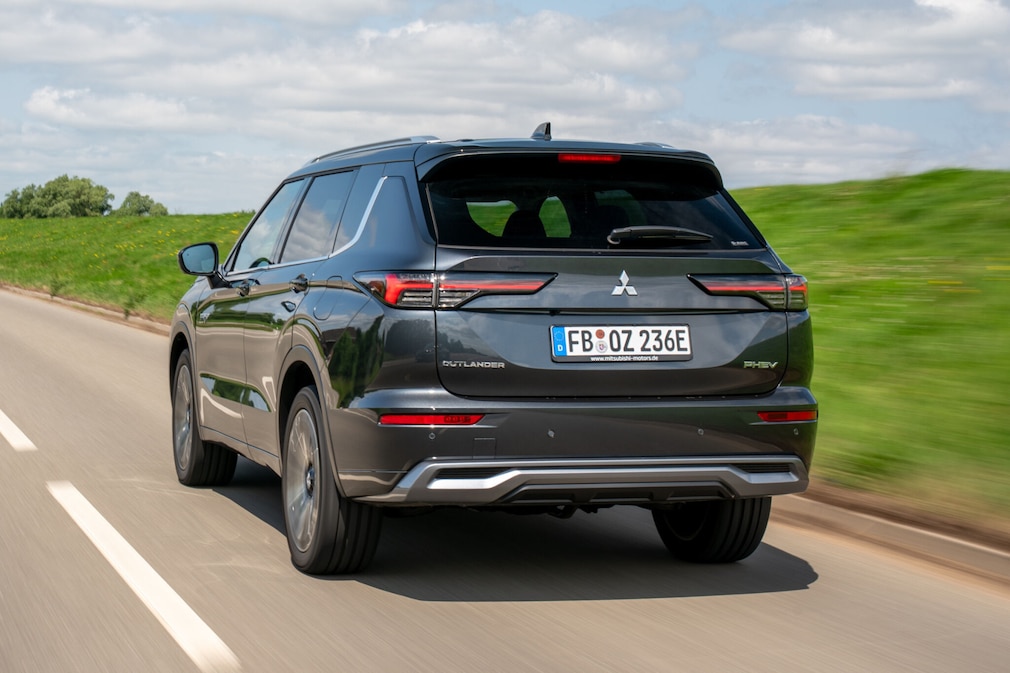 Mitsubishi Outlander 2.4 PHEV 4WD