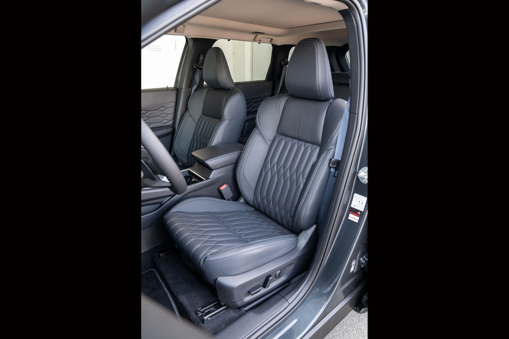 Mitsubishi Outlander 2.4 PHEV 4WD