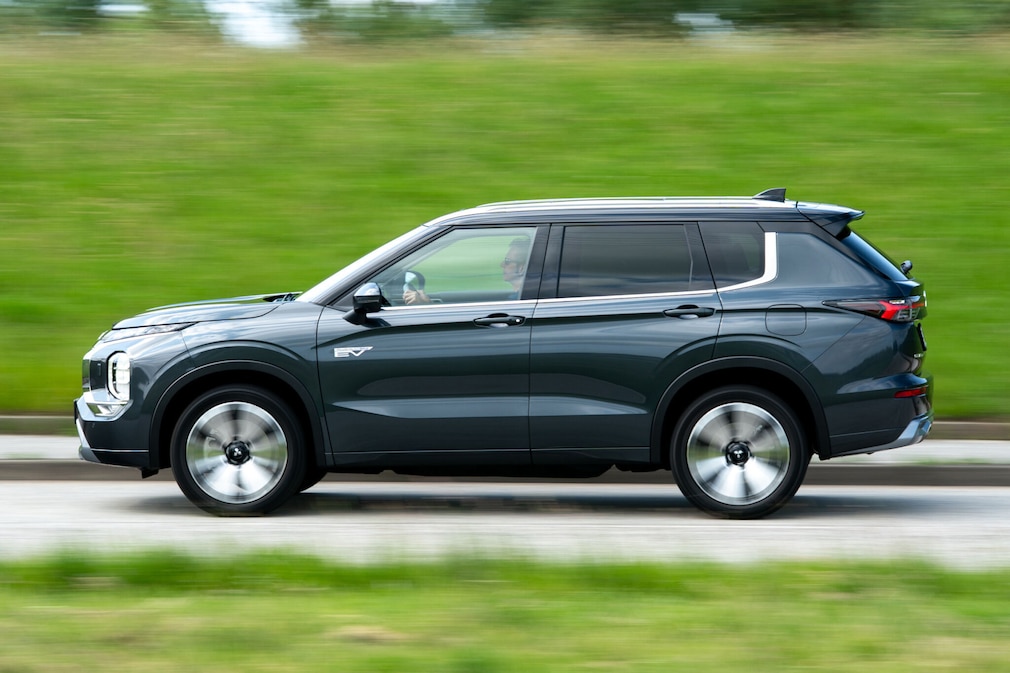 Mitsubishi Outlander 2.4 PHEV 4WD
