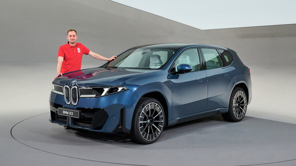 BMW iX3