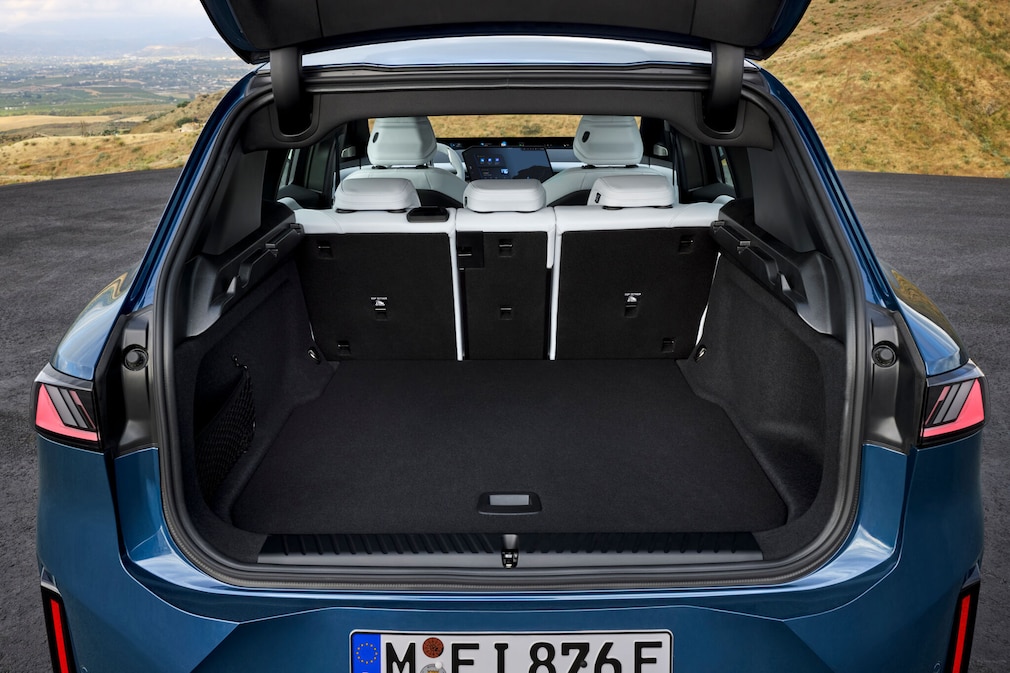 BMW iX3 !! SPERRFRRIST 05. September, 11:15 Uhr !!
