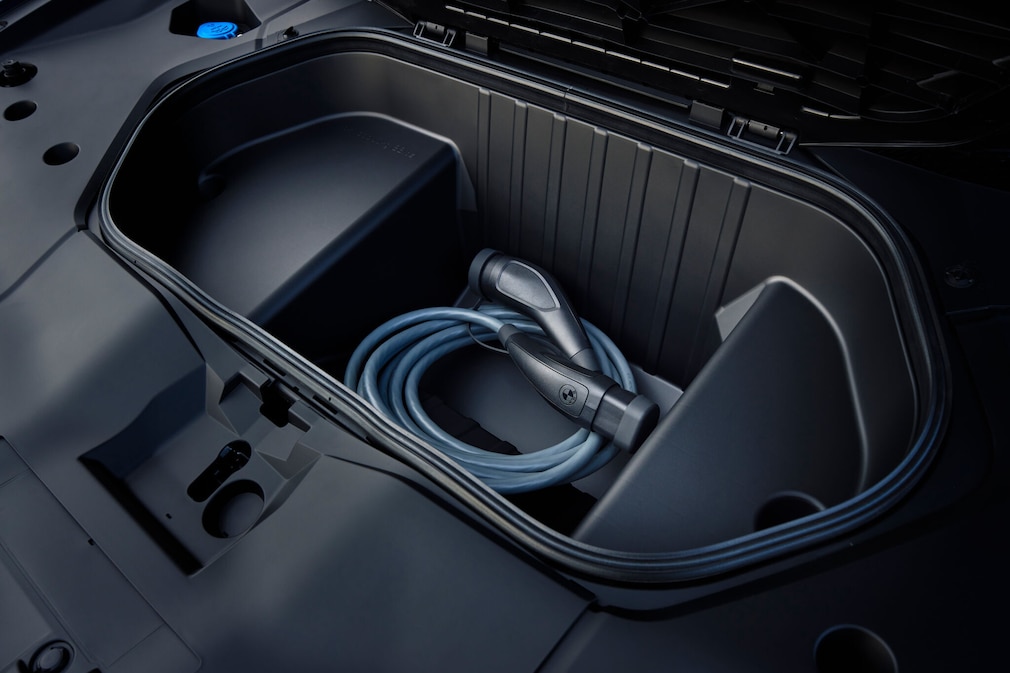 BMW iX3 !! SPERRFRRIST 05. September, 11:15 Uhr !!