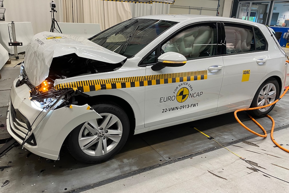 Golf 8 im Crashtest