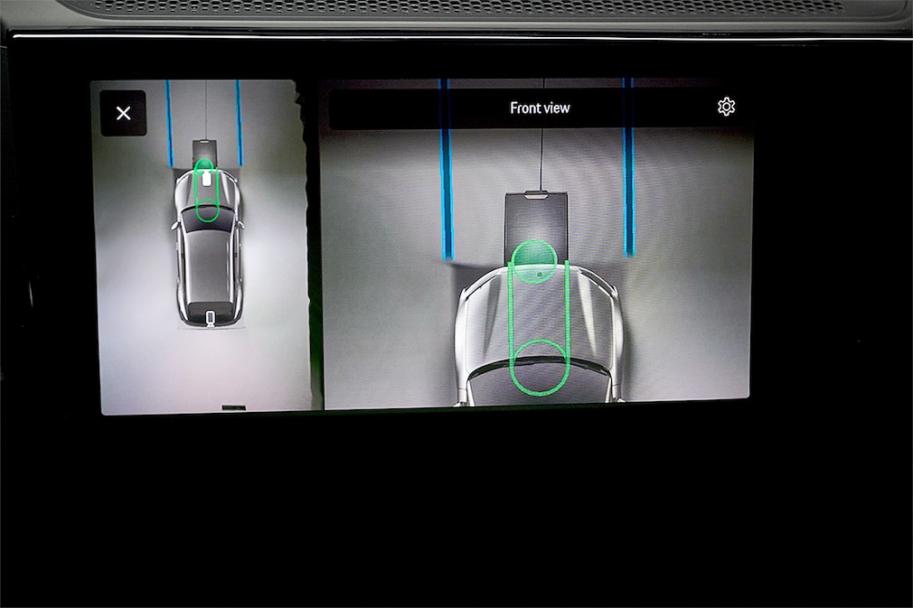 Porsche Cayenne Wireless Charging  !!! Sperrfrist 04. September 2025 um 09:00 Uhr  !!!