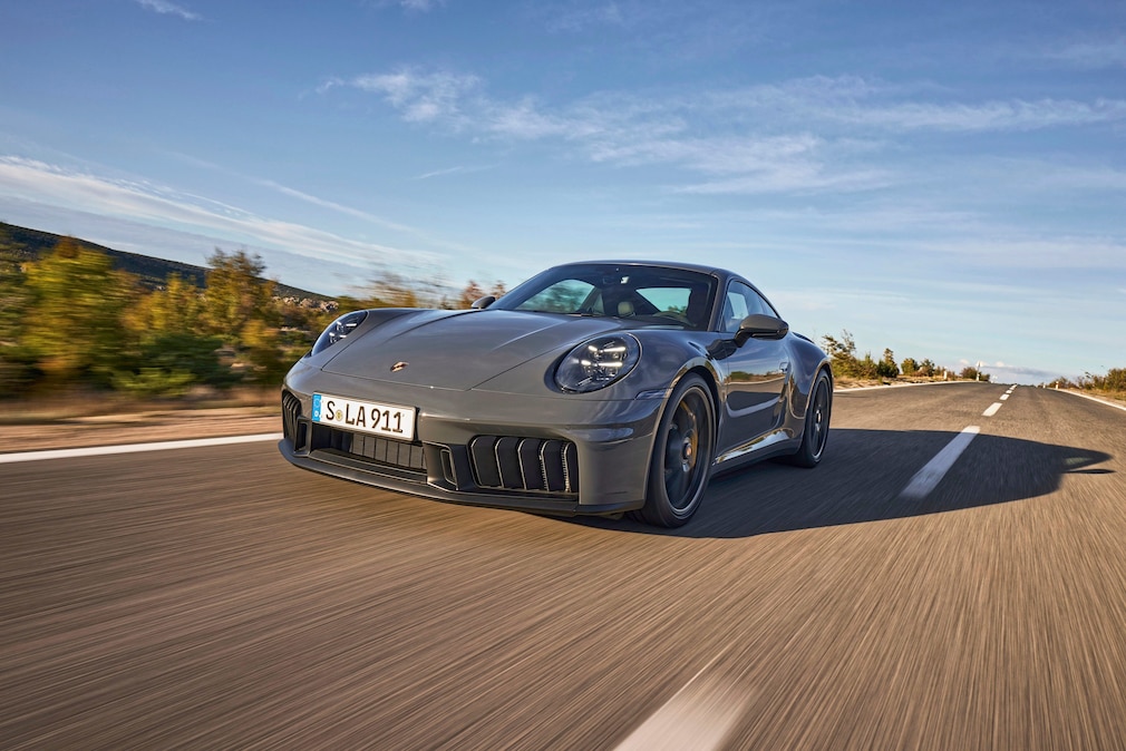 Porsche 911 Carrera GTS