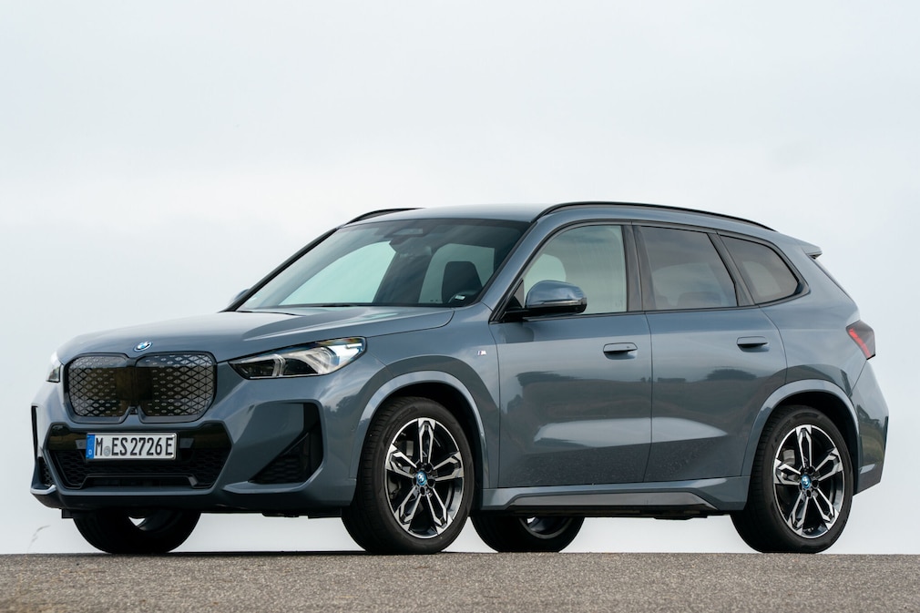 BMW iX1 xDrive30