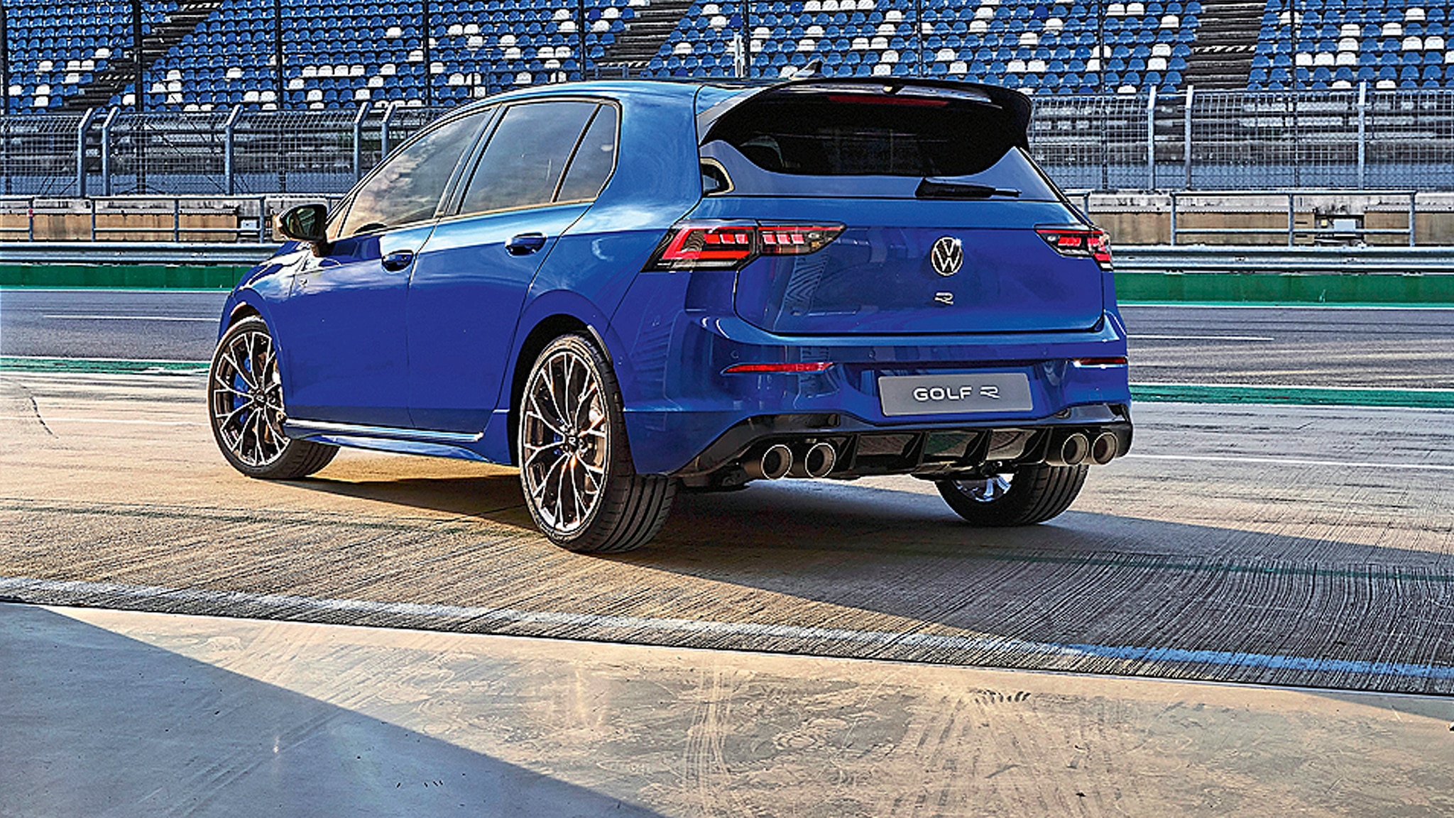 Der-333-PS-starke-VW-Golf-R-g-nstig-im-Privatleasing