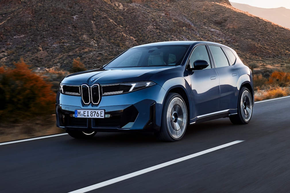 BMW iX3