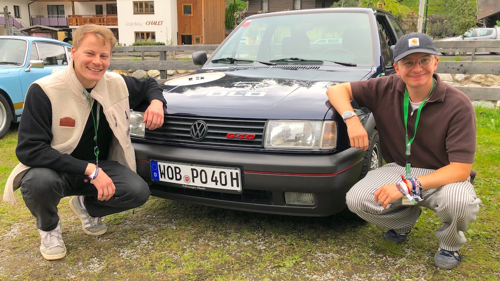Lukas Tobler und Fabian Becvar am VW Polo G40 Baujahr 1992