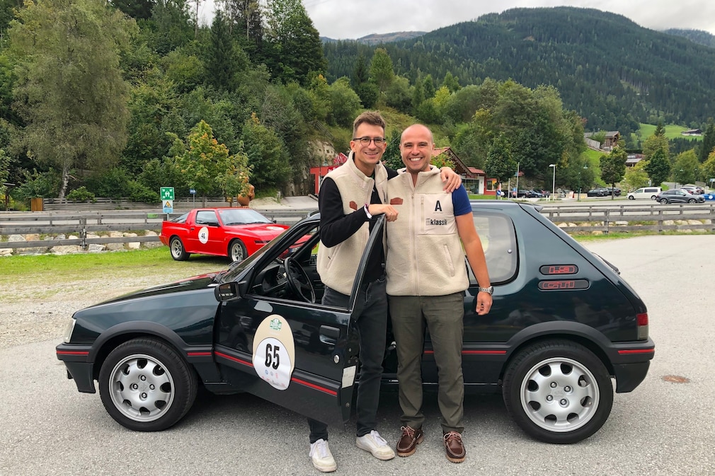 Michael Ziehenberger und Maximilian Solta am Peugeot 205 GTI 1.9