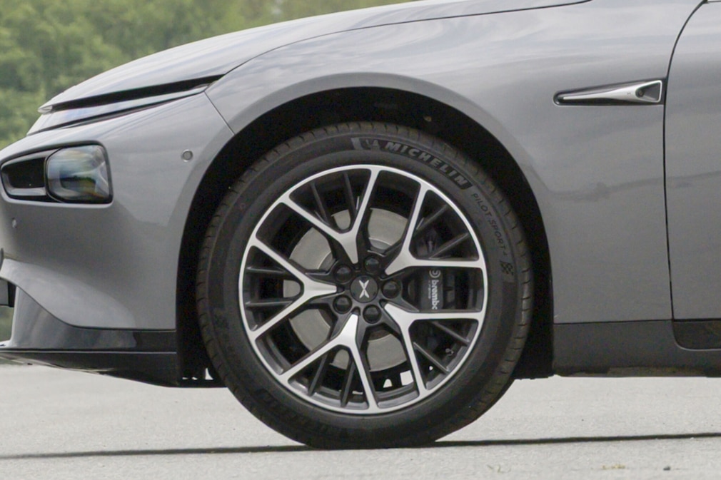 Xpeng P7 RWD Long Range