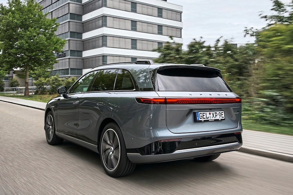 Xpeng G9