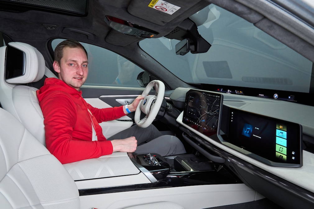 BMW 7er Facelift !!Sperrfrist 22. April, 15:00 Uhr !!