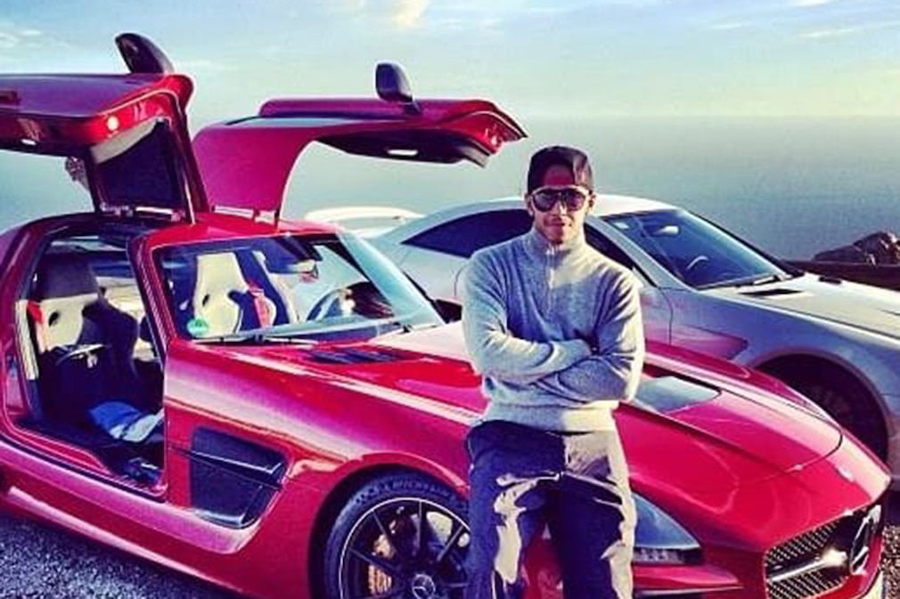 Lewis Hamilton verkauft alle Autos