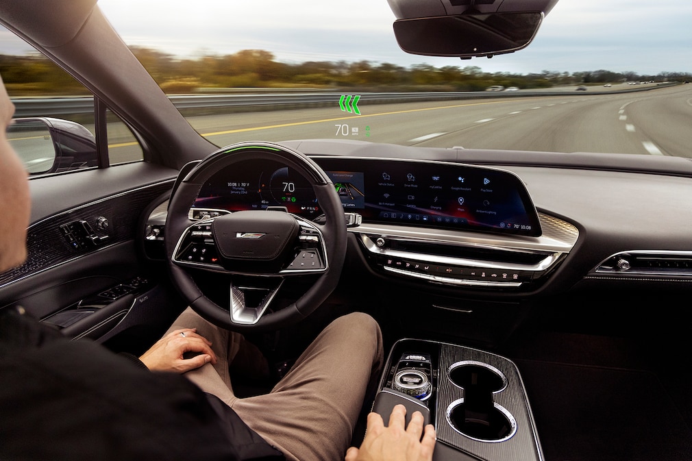 Cadillac Lyric V