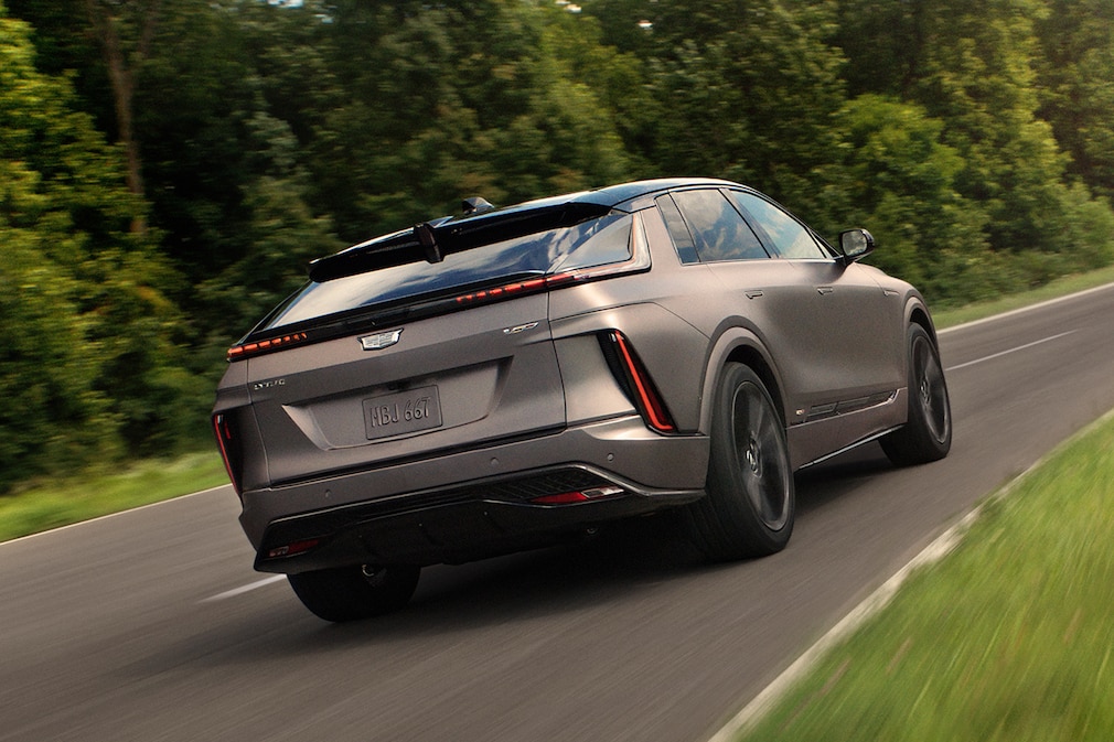 Cadillac Lyric V