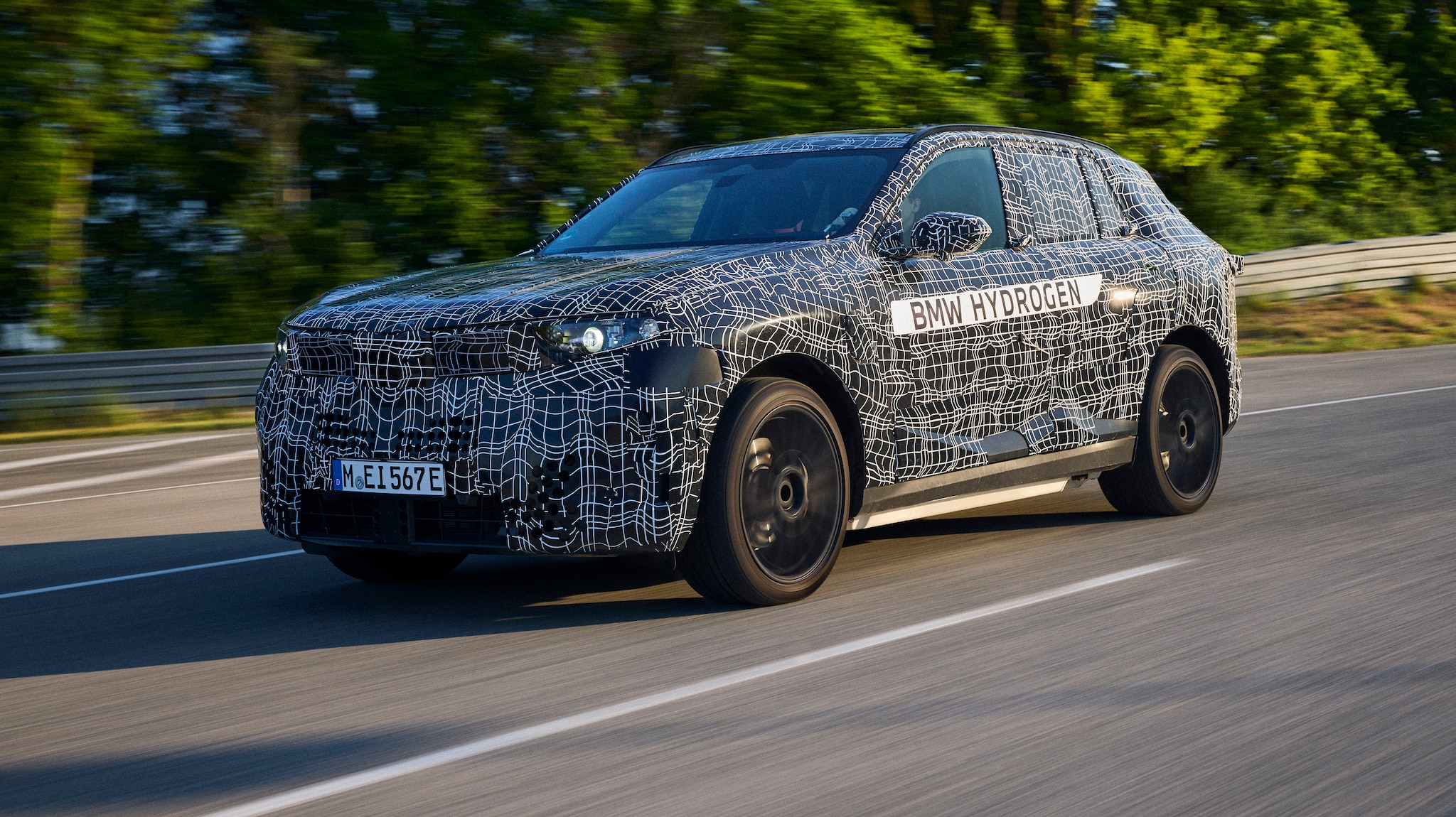 BMW-bringt-Wasserstoff-X5-in-Serie