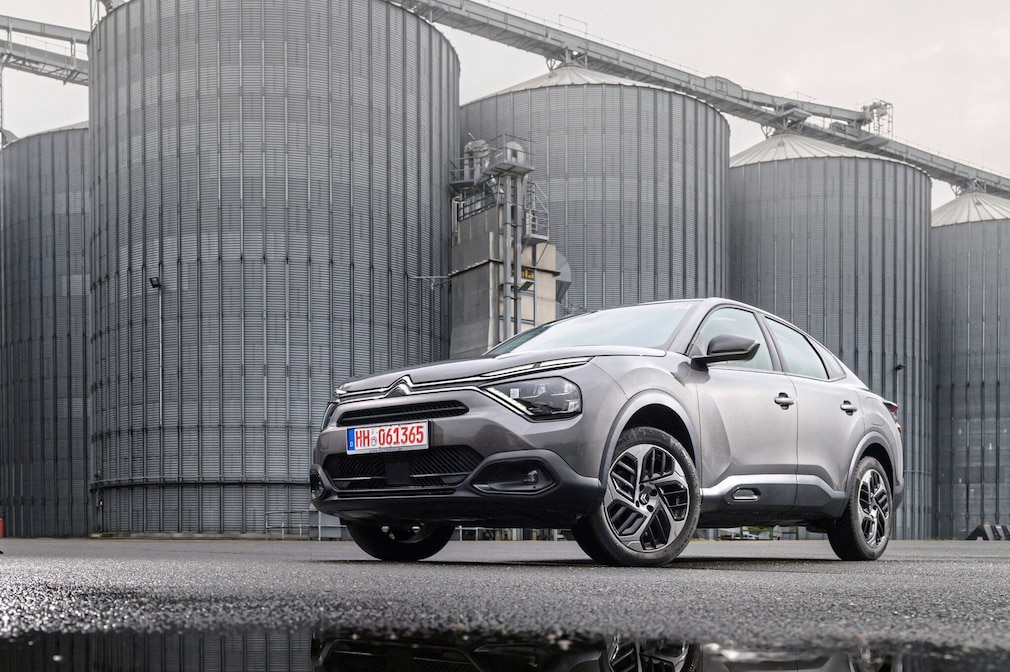 Citroën C4 X 1.2 PureTech EAT8 Plus