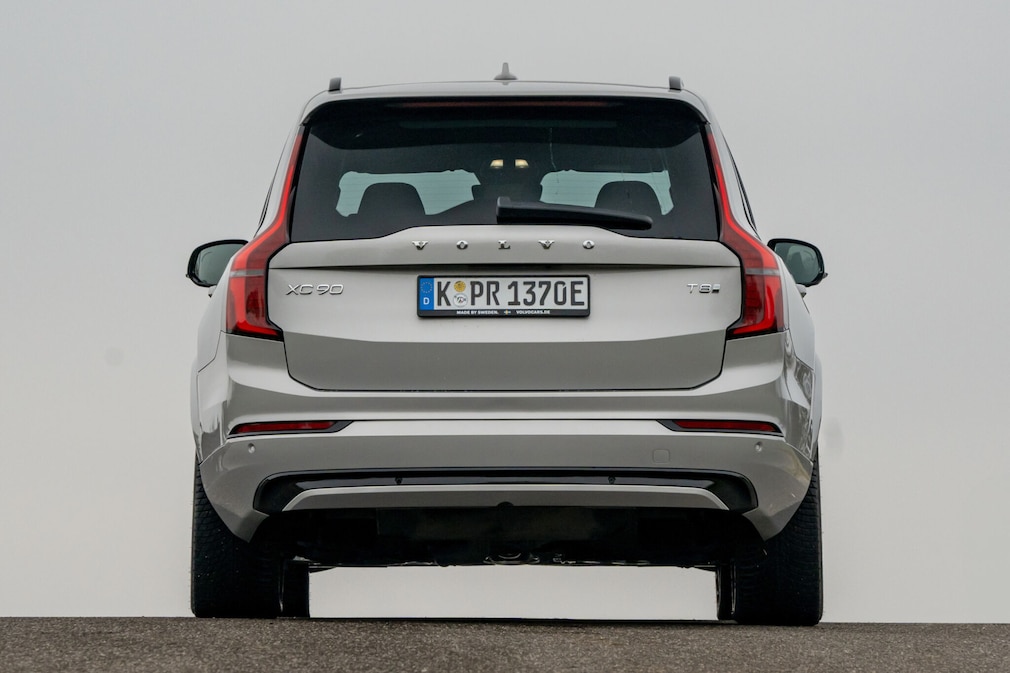 Volvo XC90 T8 AWD PHEV