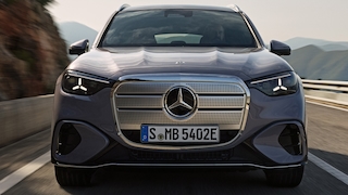 Mehr als Show: Warum der Grill beim Mercedes jetzt leuchtet