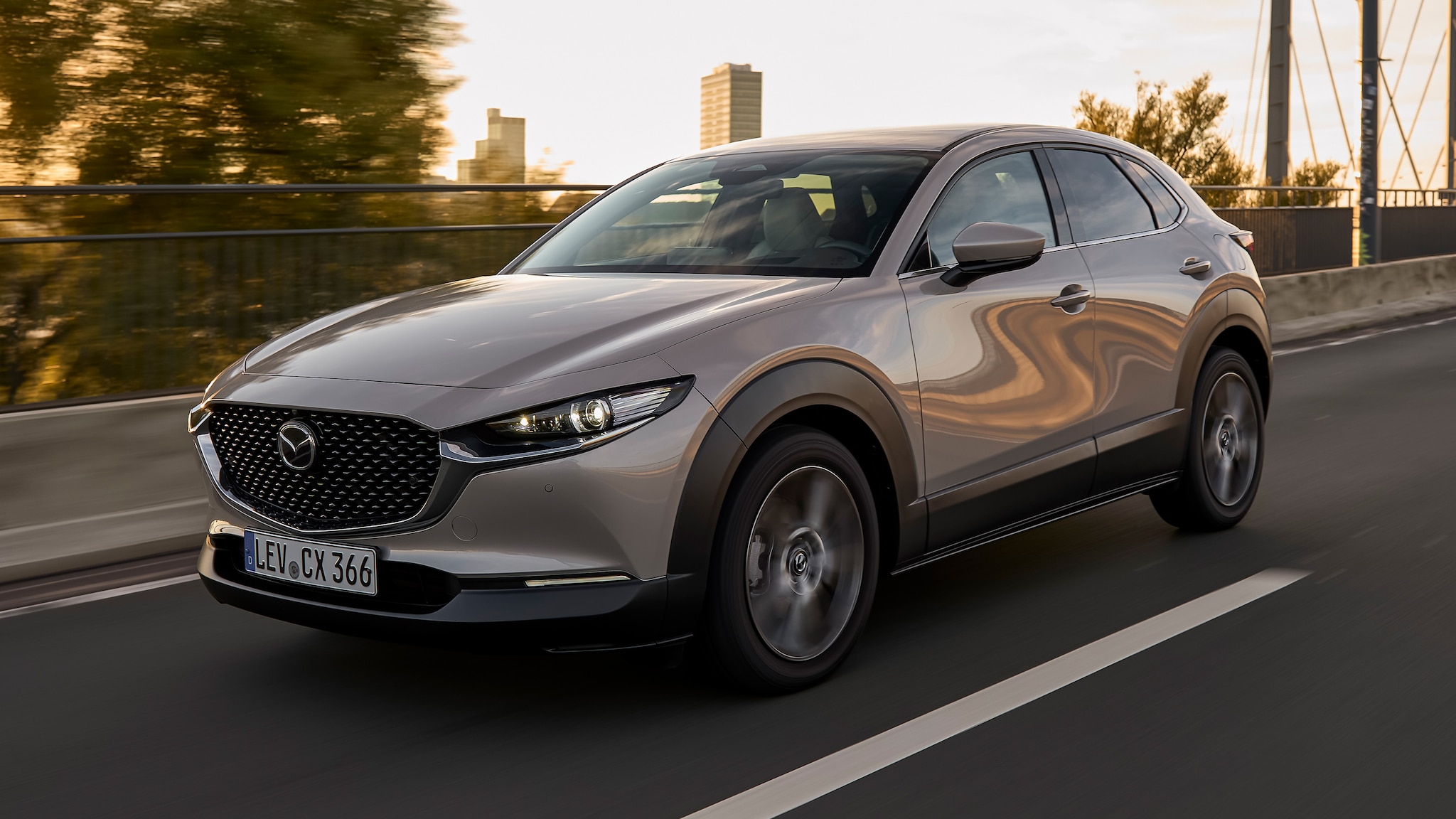 Kompakt-SUV-mit-fast-10-000-Euro-Ersparnis