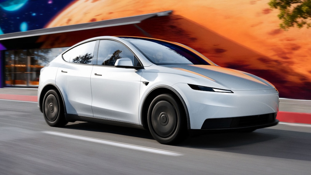 Tesla Model Y Standard