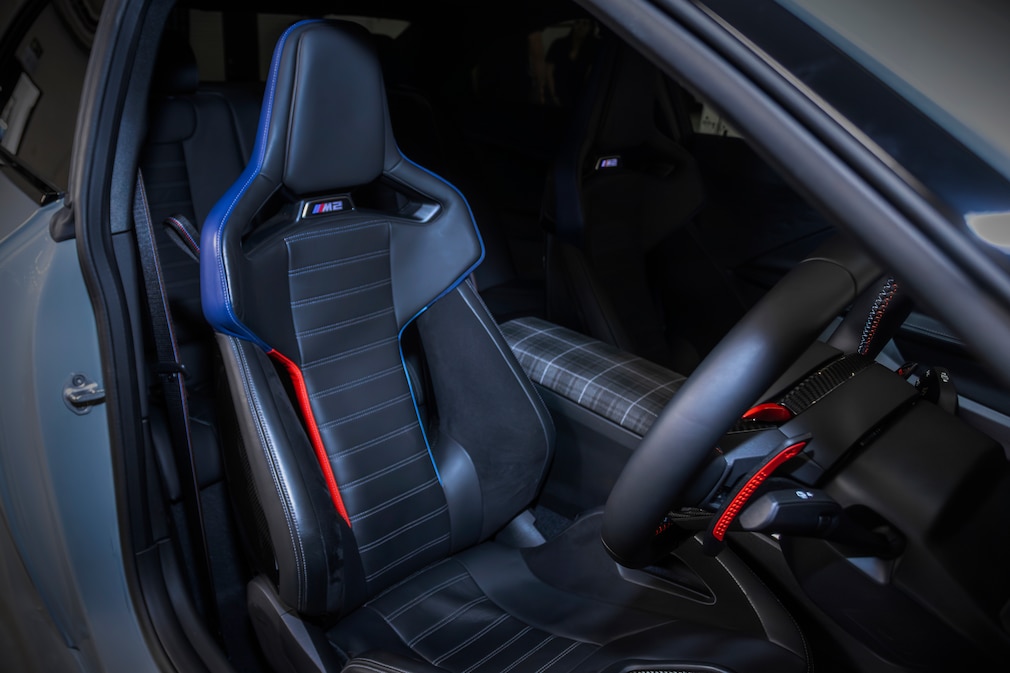 BMW 333i Homage Edition
