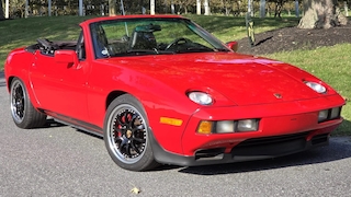 Porsche 928 Cabrio-Umbau schräg von vorn