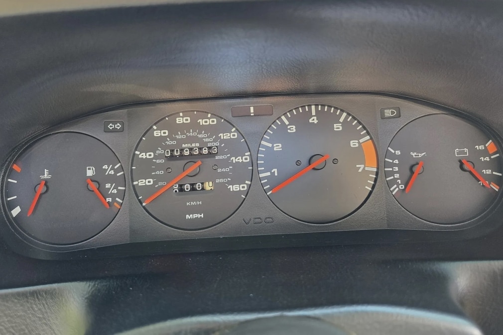 Tacho, Drehzahlmesser, Instrumente des Porsche 928