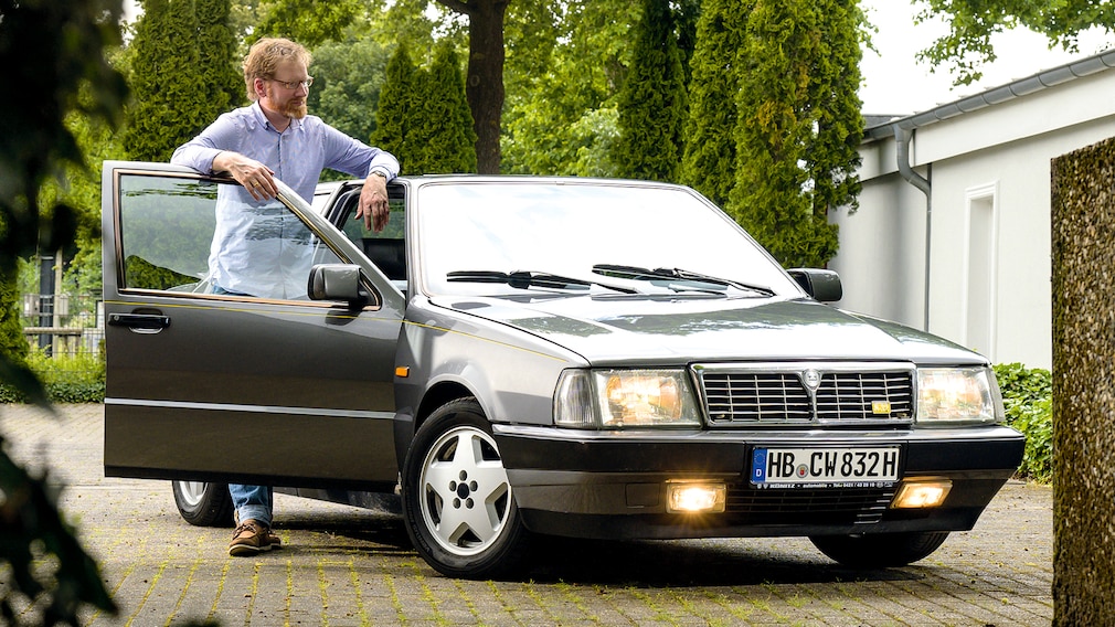 Lancia Thema 8.32: Ferrari-V8 trifft Limousine