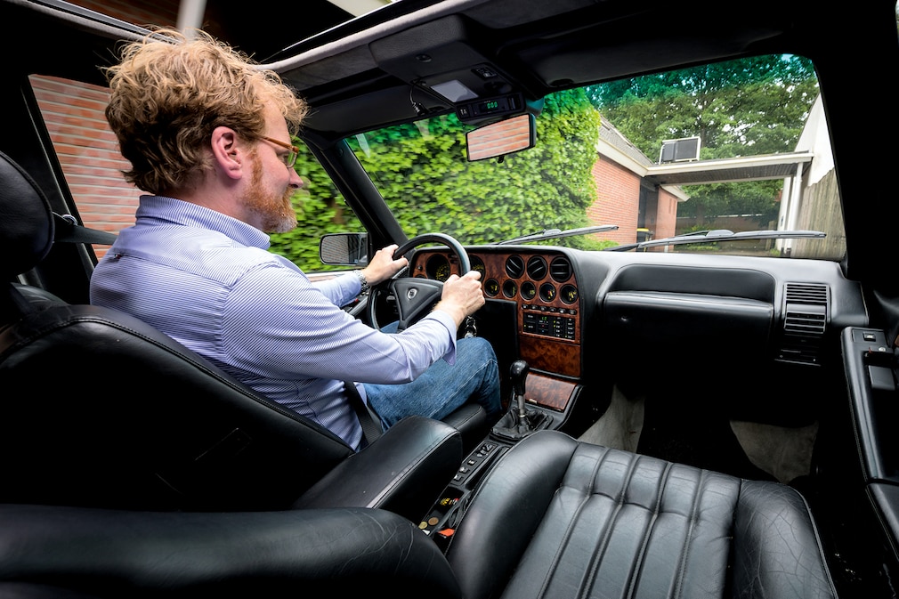 Lancia Thema 8.32: Ferrari-V8 trifft Limousine