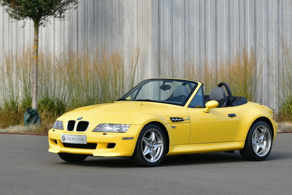 BMW M Roadster (Z3) stehend von schräg vorn