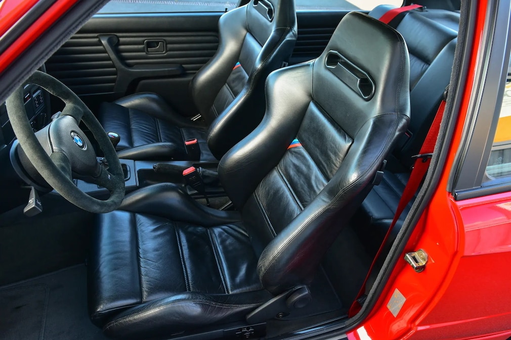 BMW M3 E30 Sport Evo, Sitze