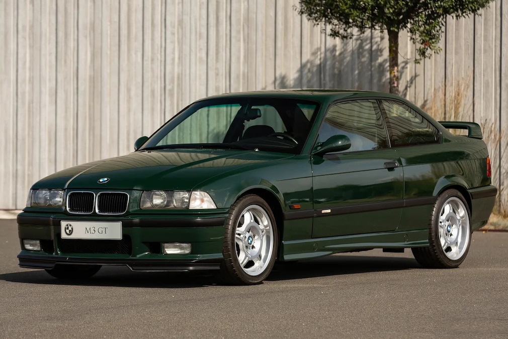 BMW M3 E36 Coupé stehend von schräg vorn