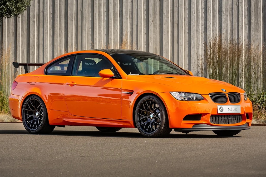 BMW M3 GTS Coupé E90 stehend von schräg vorn