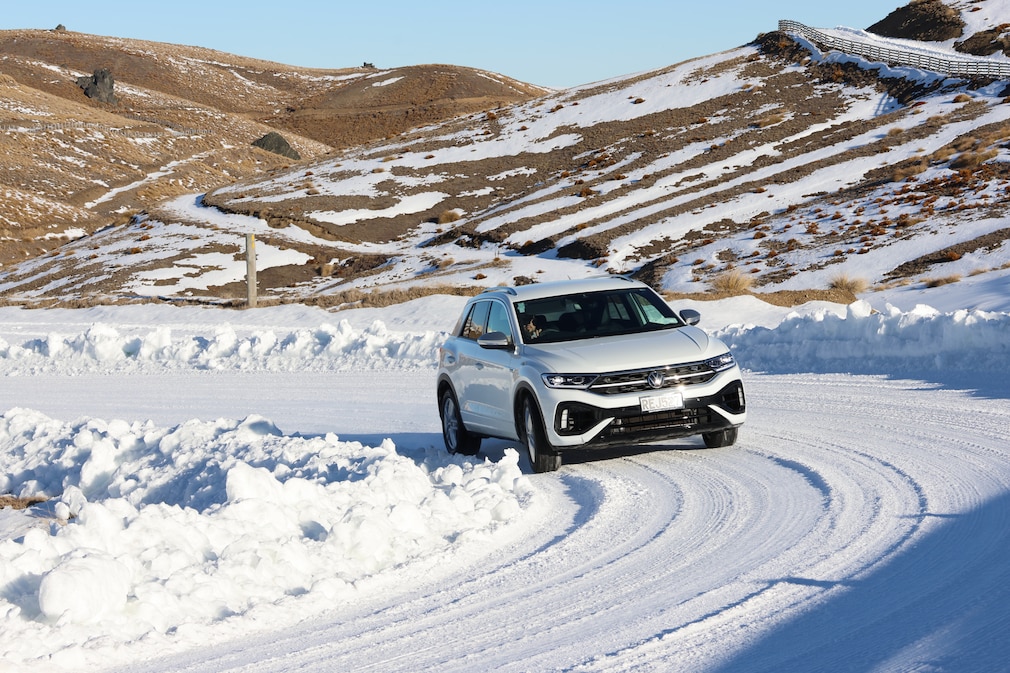 Ganzjahresreifen-Test 2025: 215/50 R 18