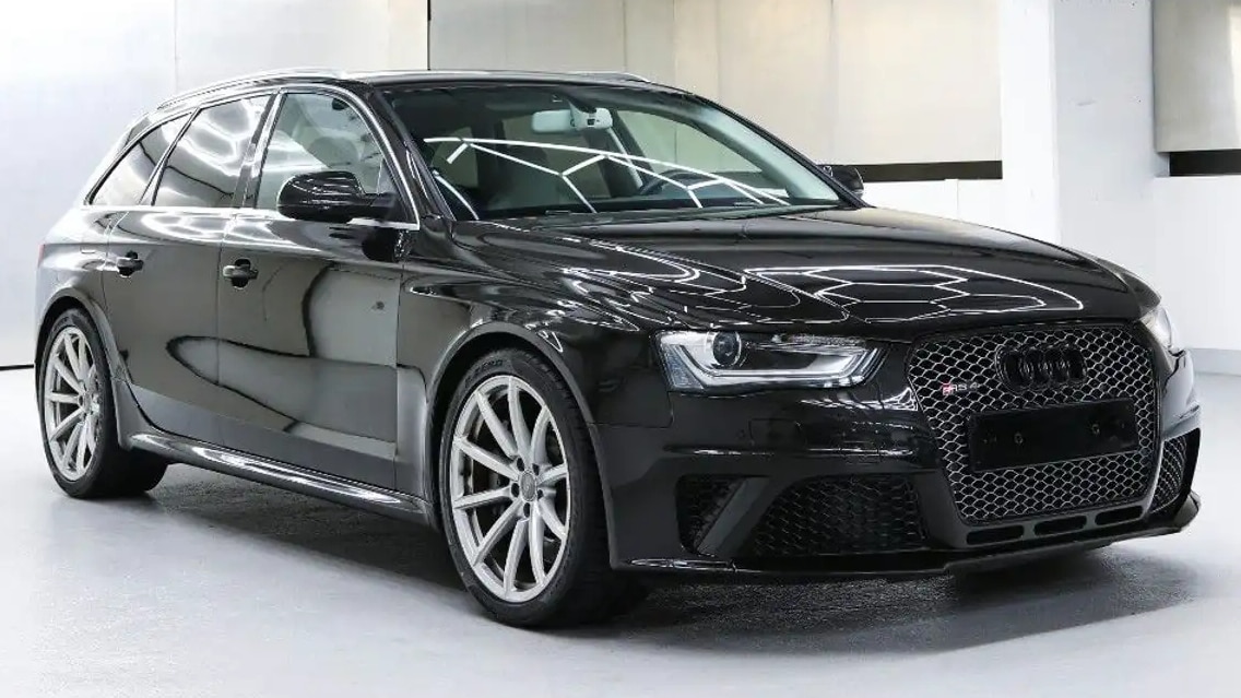 Audi-RS-4-Avant-der-starke-Allesk-nner-aus-der-alten-RS-Schule