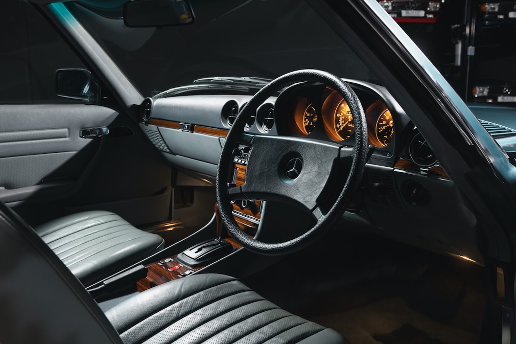 Mercedes-Benz 500 SL