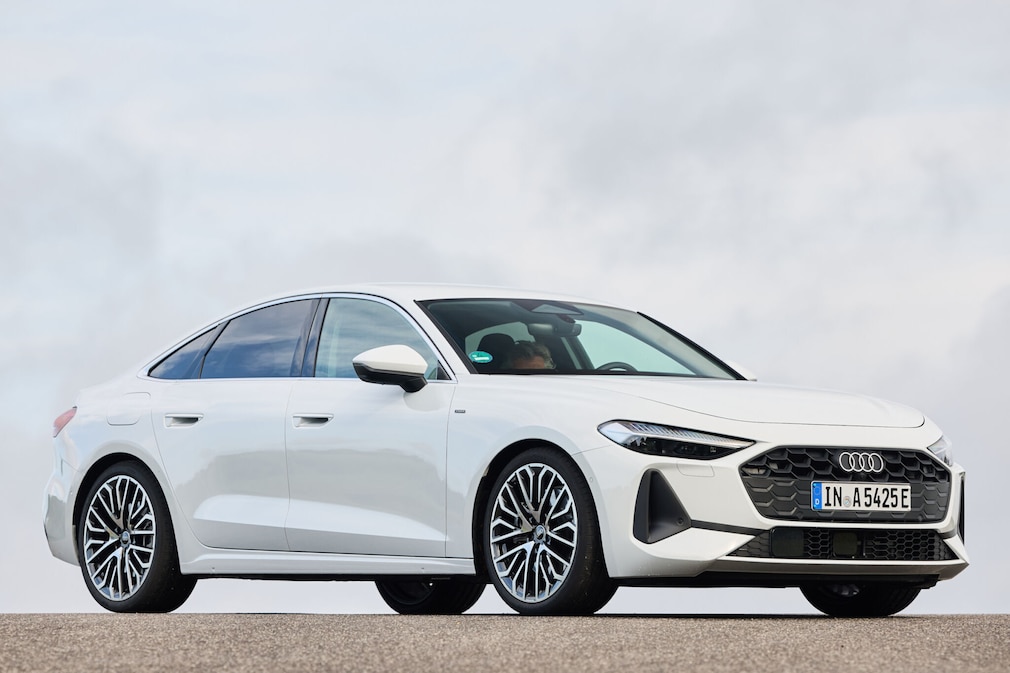 Audi A5 Limousine e-hybrid quattro